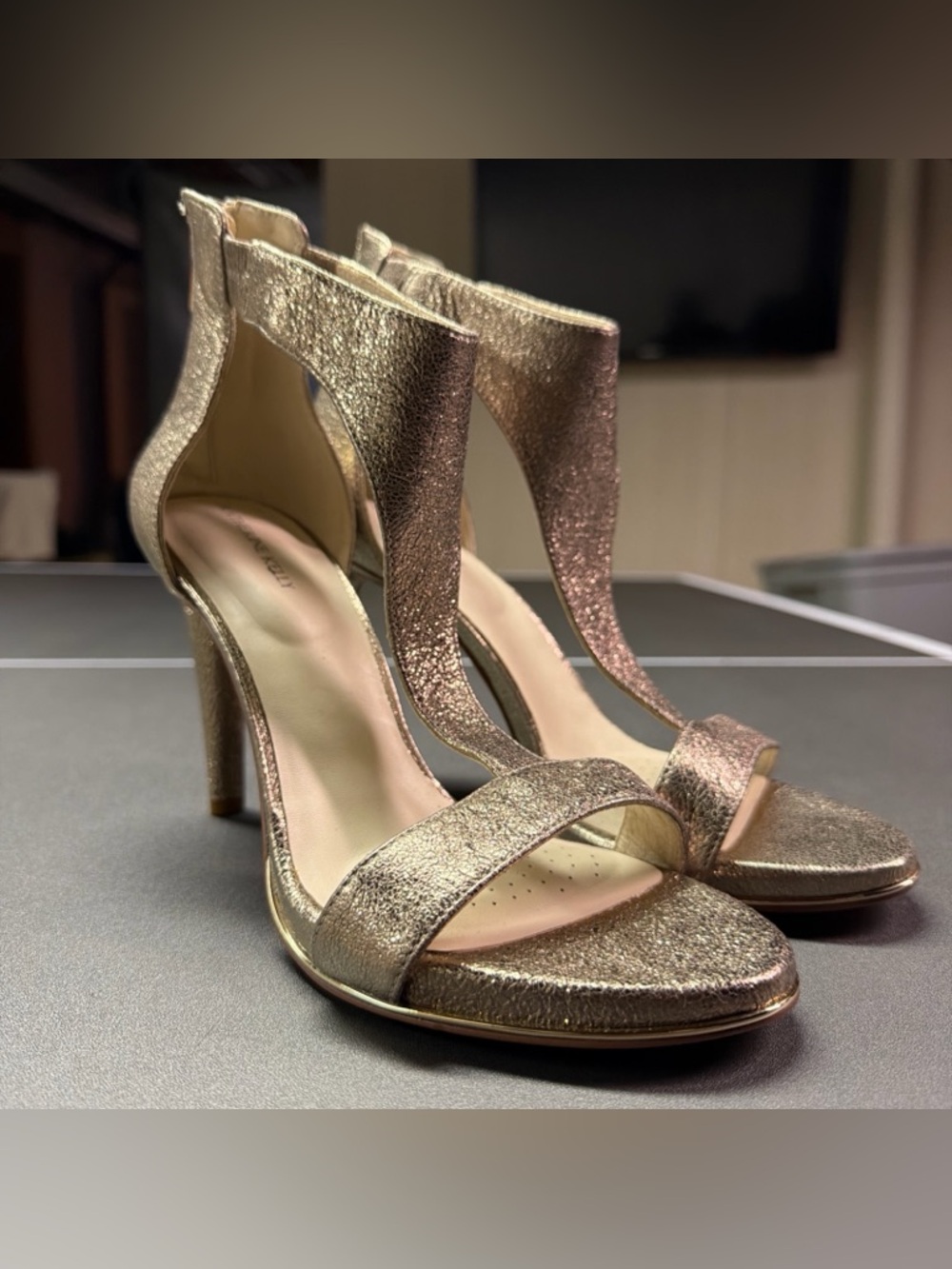 Katherine Kelly Metallic Gold T-strap High Heels Women's Size 8
